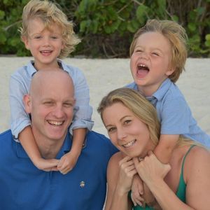 Meet your Posher, Dena